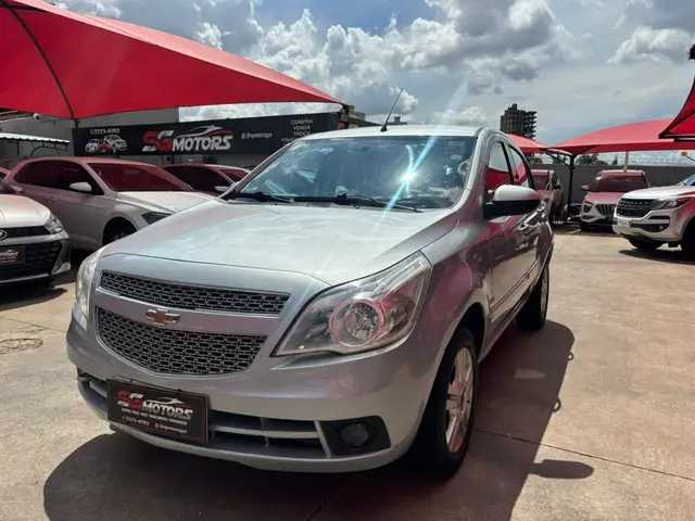 Carro Chevrolet Agile 2011 LTZ 1.4 8V (Flex)