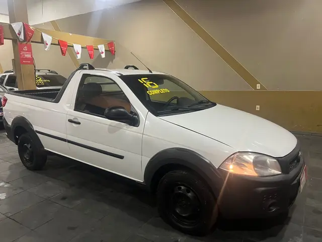 Carro Fiat Strada 2016 Working 1.4 (Flex)