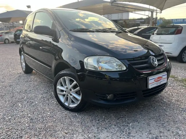 Carro Volkswagen Fox 2010 Plus 1.0 8V (Flex)