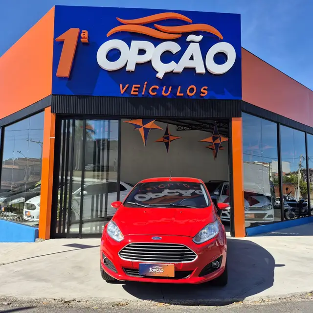 Carro Ford Fiesta Hatch 2014 1.5 (Flex)