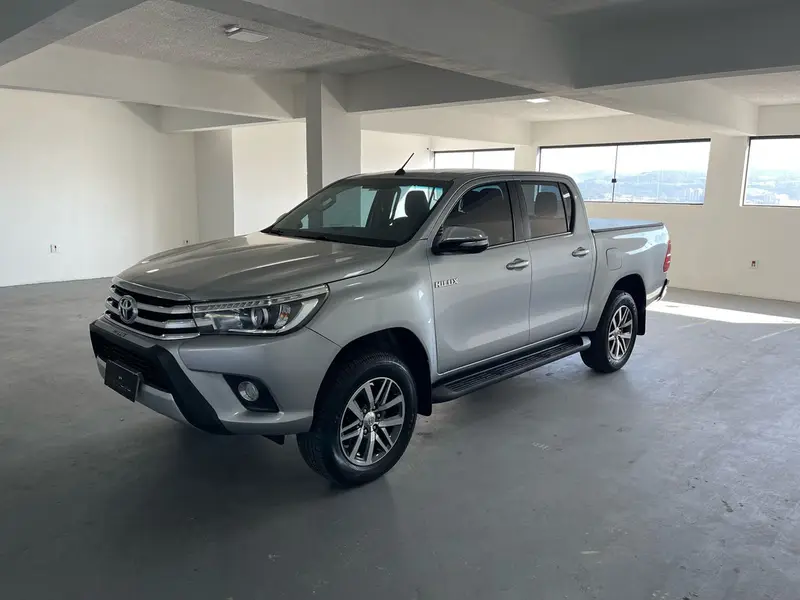 Toyota Hilux 2.8 TDI SRX CD 4x4 (Aut)