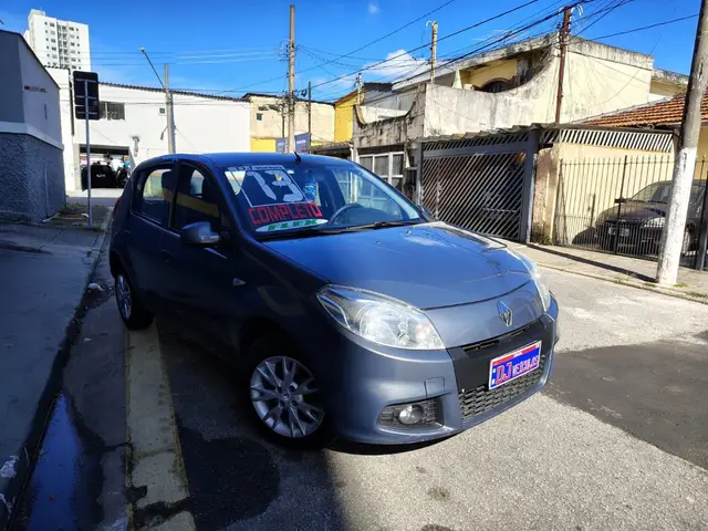 Carro Renault Sandero 2013 Expression 1.0 16V (flex)
