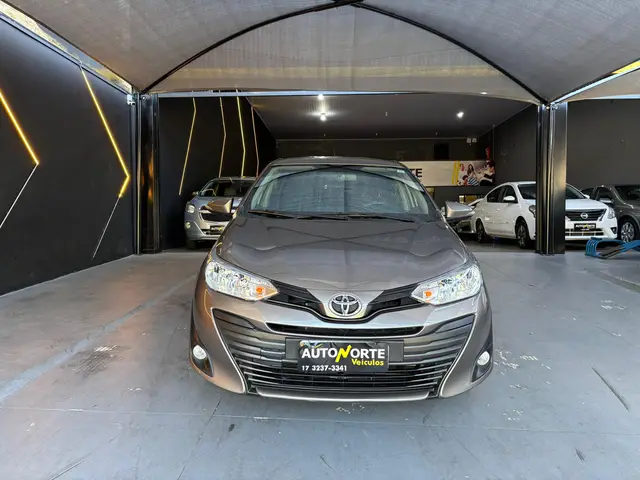 Carro Toyota Yaris Sedan 2019 1.5 XL CVT (Flex)