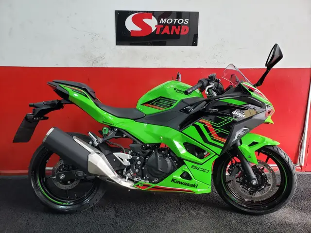 Carro Kawasaki Ninja 2025 500 SE