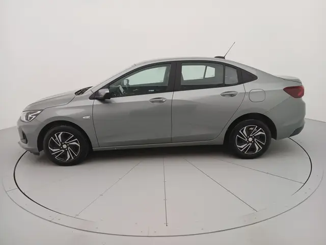 Carro Chevrolet Onix Plus 2024 LT 1.0