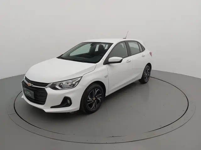Carro Chevrolet Onix Plus 2024 LT 1.0