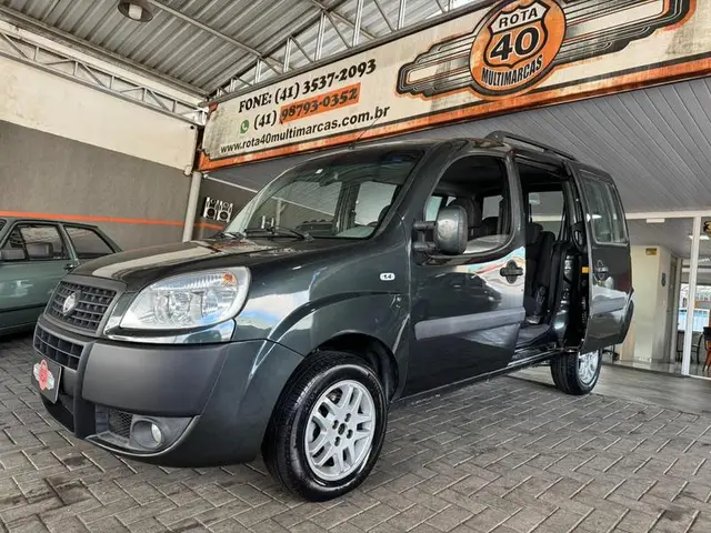 Carro Fiat Doblò 2011 1.4 8V (Flex)