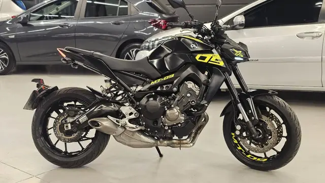 Moto Yamaha MT-09  2022 ABS