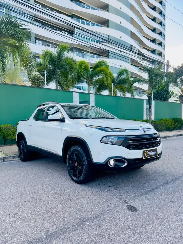 Carro Fiat Toro 2017 Freedom 1.8 AT6 4x2 (Flex)
