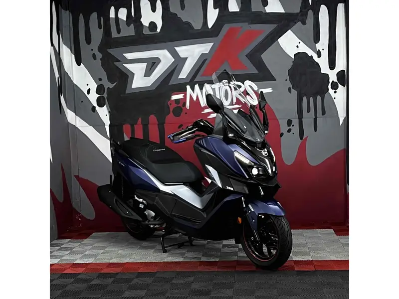 Dafra 300