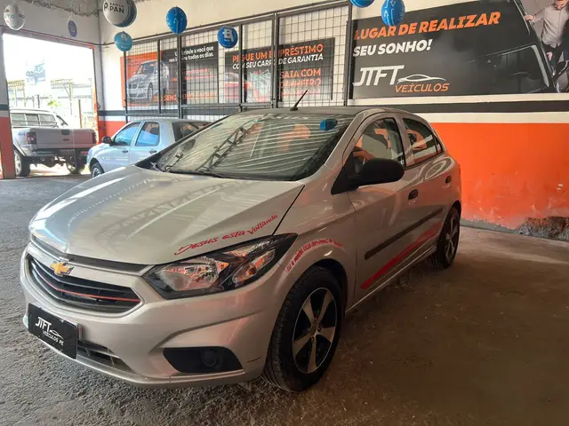 Carro Chevrolet Onix 2020 1.0 Joy SPE/4