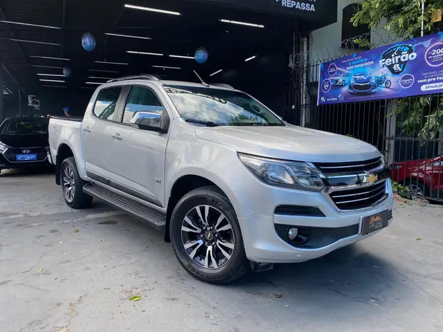 Carro Chevrolet S10 Cabine Dupla 2020 S10 2.5 ECOTEC SIDI LTZ 4WD (Cabine Dupla) (Aut)