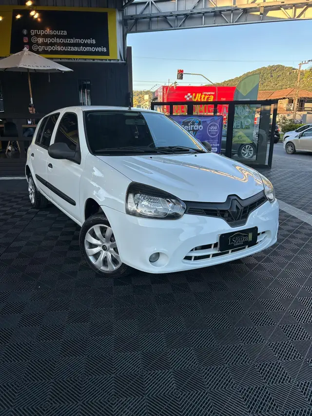 Carro Renault Clio 2014 Expression 1.0 16V (Flex)