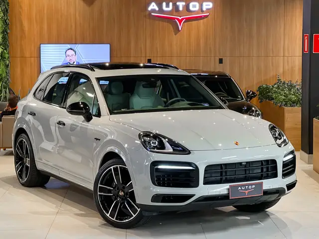 Carro Porsche Cayenne 2023 E-Hybrid 3.0 Turbo