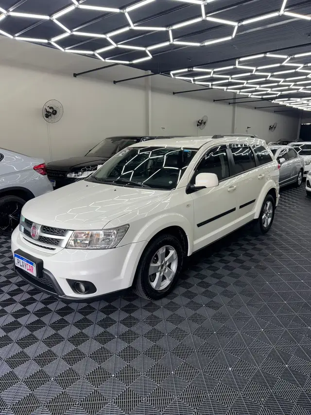 Carro Fiat Freemont 2012 2.4 16V Emotion (Aut)