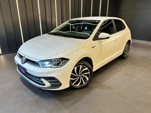 Carro Volkswagen Polo 2023 Highline (Aut) (Flex)