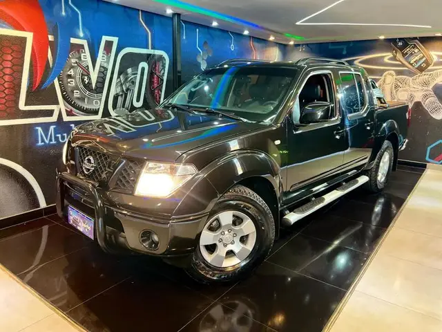 Carro Nissan Frontier 2013 2.5 TD CD 4x2 SV Attack