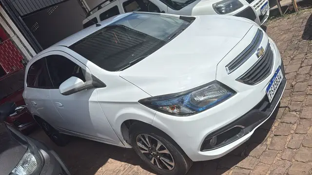 Carro Chevrolet Onix 2015 1.4 LTZ SPE/4
