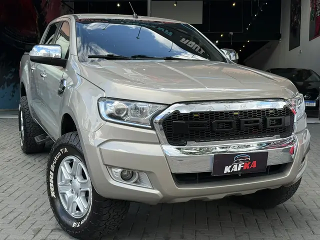 Carro Ford Ranger Cabine Dupla 2017 Ranger 3.2 XLT CD 4x4 (Aut)