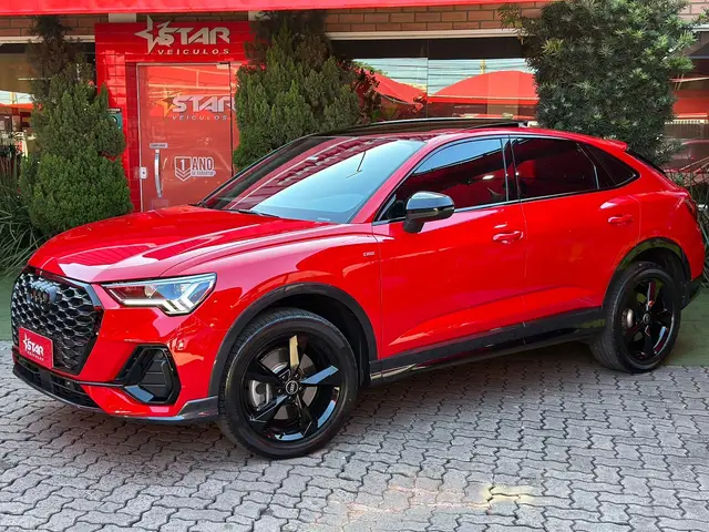 Carro Audi Q3 2023 Performance Black 2.0