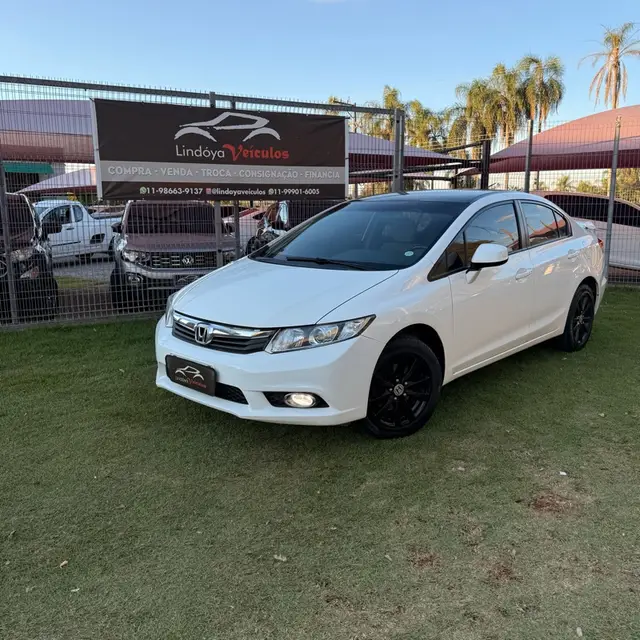 Carro Honda Civic 2015 LXS 1.8 i-VTEC (Aut) (Flex)