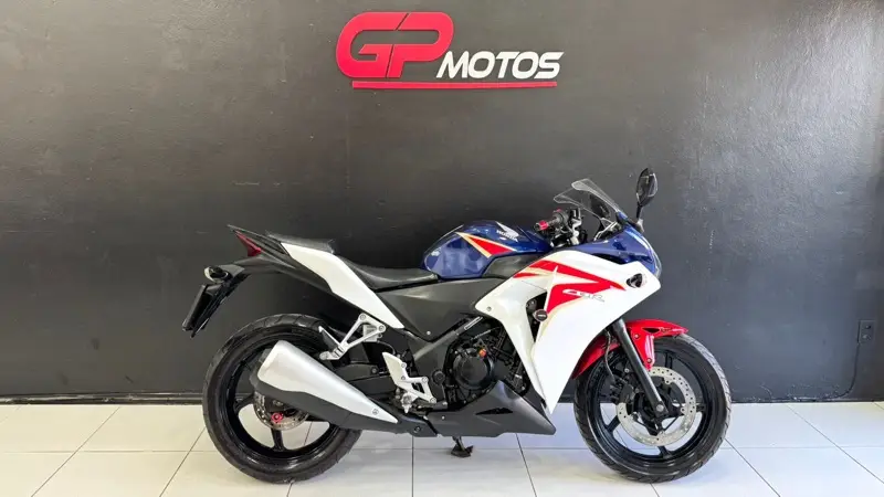 Honda CBR 250R (ABS)