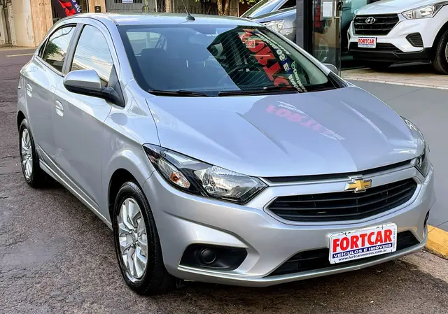 Carro Chevrolet Onix 2017 1.4 LT SPE/4