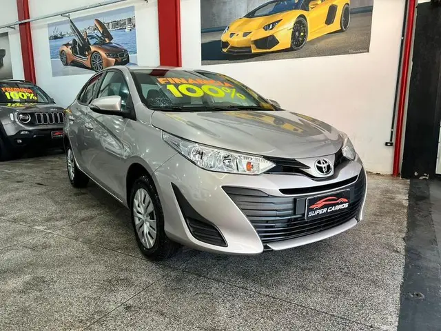 Carro Toyota Yaris Sedan 2020 1.5 XL Live CVT (Flex)