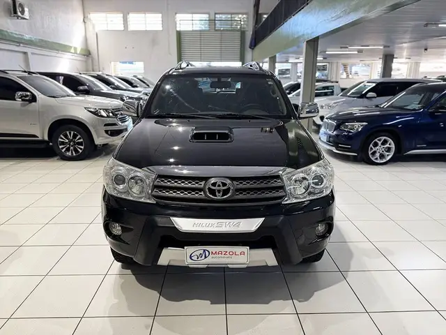 Carro Toyota Hilux SW4 2010 SRV 4x4 3.0 Turbo  (aut)