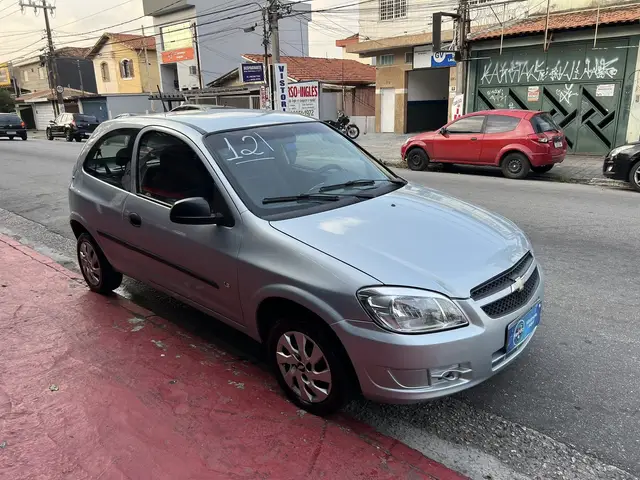 Carro Chevrolet Celta 2012 LS 1.0 (Flex) 2p