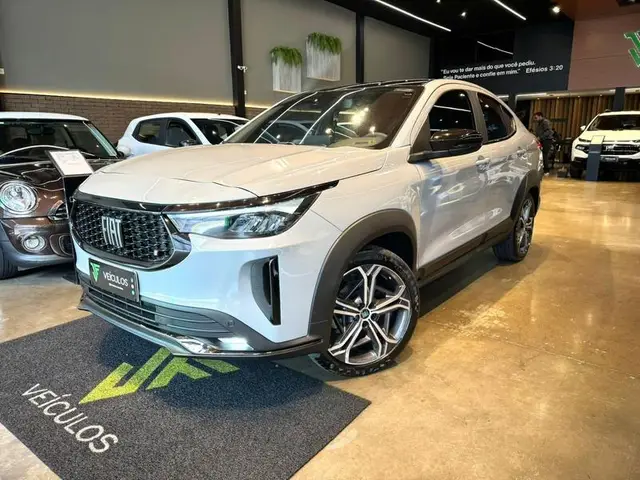 Carro Fiat Fastback 2024 Impetus