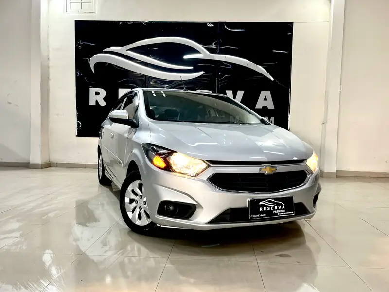 Chevrolet Onix 1.0 LT SPE/4