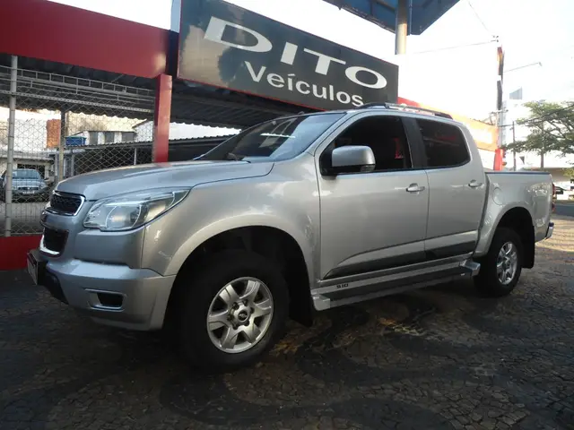 Carro Chevrolet S10 Cabine Dupla 2016 S10 2.8 CTDI LT 4WD (Cabine Dupla)
