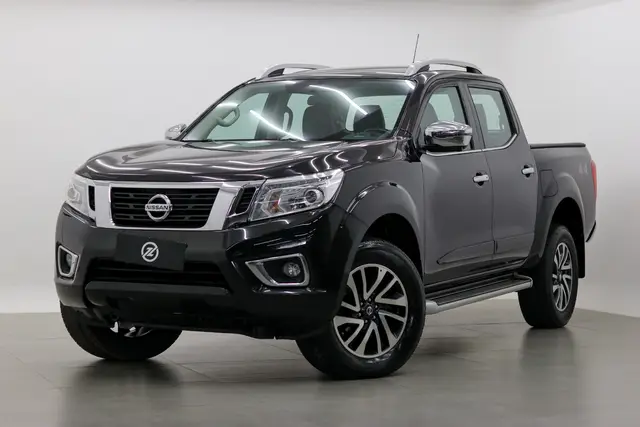 Carro Nissan Frontier 2021 2.3 TD CD LE 4x4 (Aut)