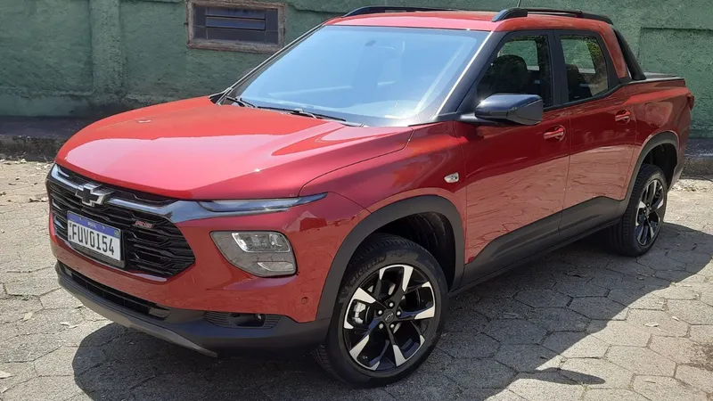Nova Chevrolet Montana usada é picape versátil a preço de Onix Plus 0km
