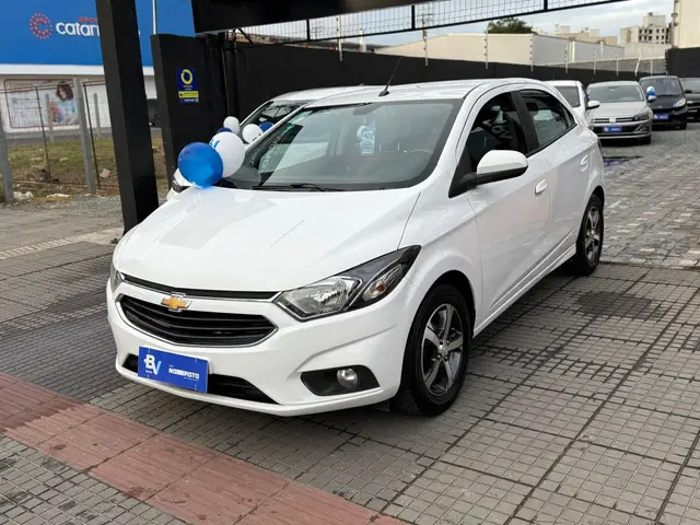 Carro Chevrolet Onix 2017 1.4 LTZ SPE/4