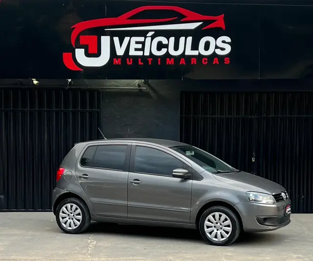 Carro Volkswagen Fox 2014 1.6 VHT (Flex)