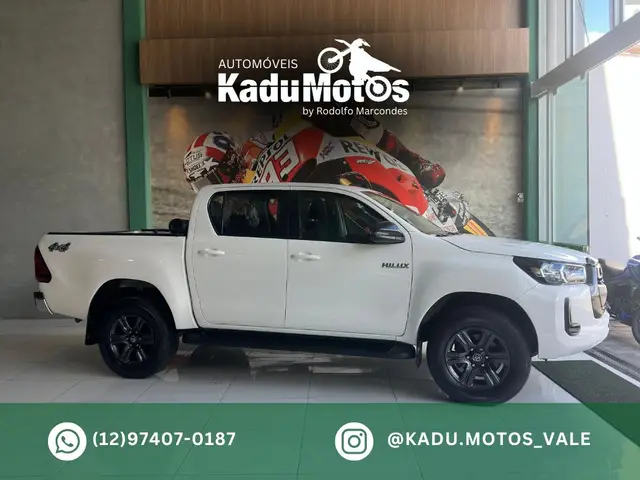 Carro Toyota Hilux Cabine Dupla 2022 STD Power Pack 2.8 TDI CD 4x4