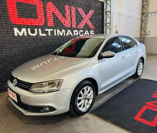 Carro Volkswagen Jetta 2012 2.0 Comfortline (Flex)