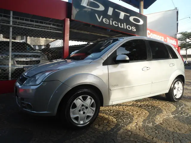 Carro Ford Fiesta Hatch 2010 1.0 (Flex)