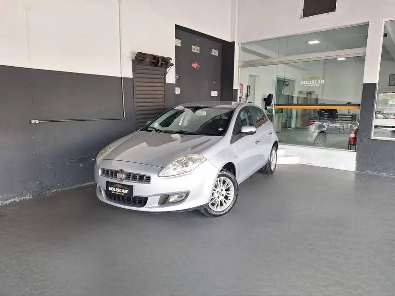 Fiat Bravo Essence 1.8 16V Dualogic (Flex)