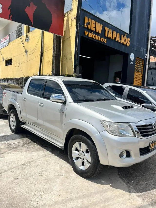 Carro Toyota Hilux Cabine Dupla 2013 Hilux 3.0 TDI 4x4 CD SRV (Aut)