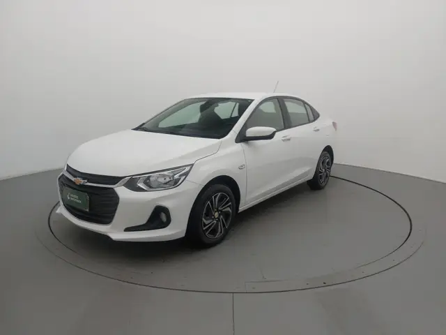 Carro Chevrolet Onix Plus 2024 LT 1.0