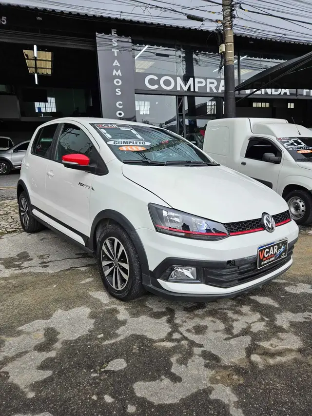 Carro Volkswagen Fox 2017 1.6 16v MSI Pepper (Flex)