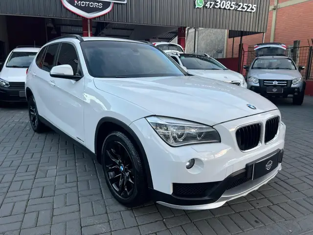 Carro BMW X1 2015 SDRIVE 20i X-Line  Active Flex