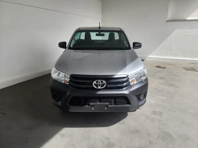 Carro Toyota Hilux Cabine Simples 2025 2.8 TDI CS 4x4