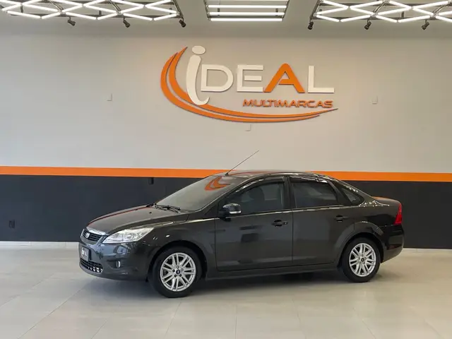 Carro Ford Focus Sedan 2013 GLX 2.0 16V (Flex)
