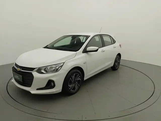 Carro Chevrolet Onix Plus 2025 LT 1.0