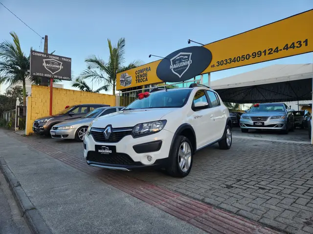 Carro Renault Sandero Stepway 2016 1.6 8V Easy-R (Flex)