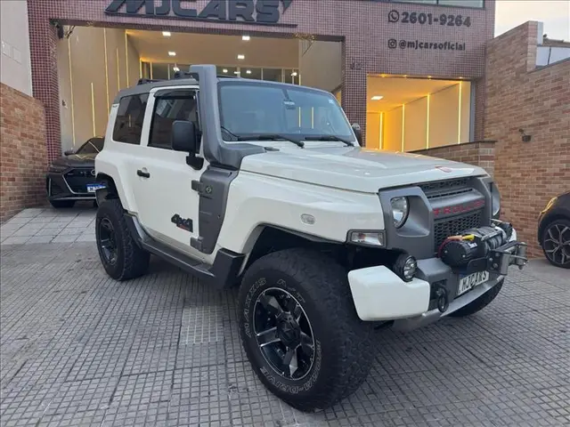 Carro Troller T4 2017 3.2 Diesel XLT 4x4